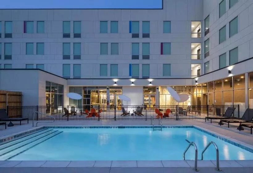 هتل Aloft Oklahoma City Quail Springs