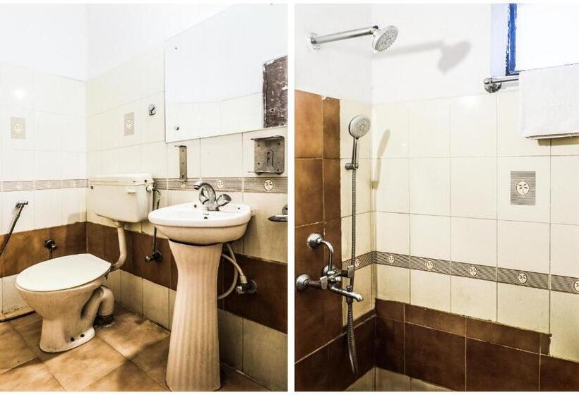 בית מלון כפרי Avni Residency By Oyo Rooms