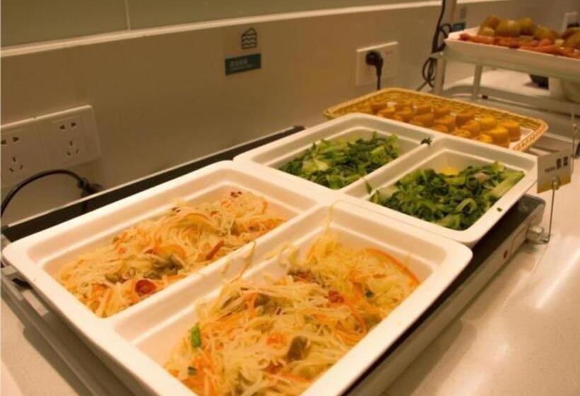 Отель City Comfort Inn Baise Tiandong