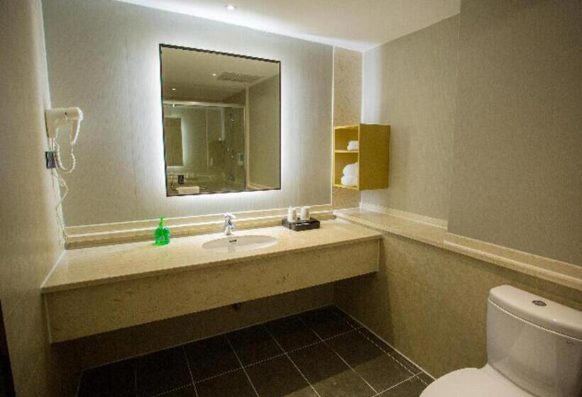 Отель City Comfort Inn Huizhou Longmen