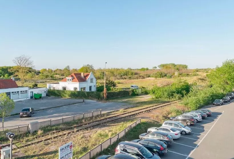 Hotelli Evancy La Brise Des Dunes