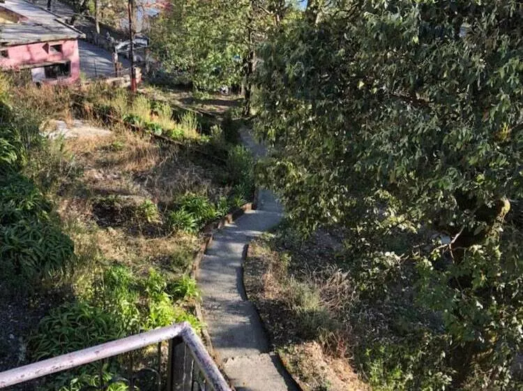 Hotelli Goroomgo Colonel Cottage Lake View Nainital