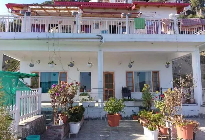 Hotelli Goroomgo Colonel Cottage Lake View Nainital