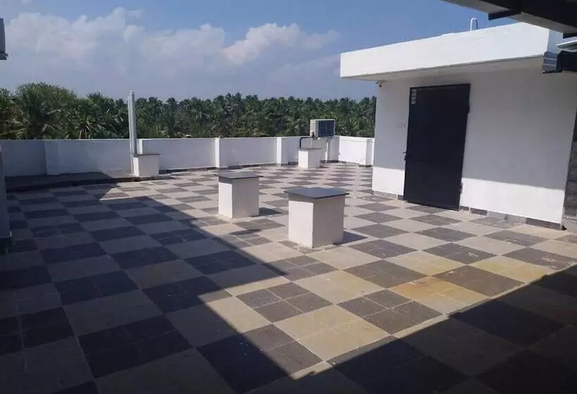 Hotelli Rani And Rani Residency