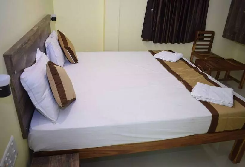 Hotelli Rani And Rani Residency