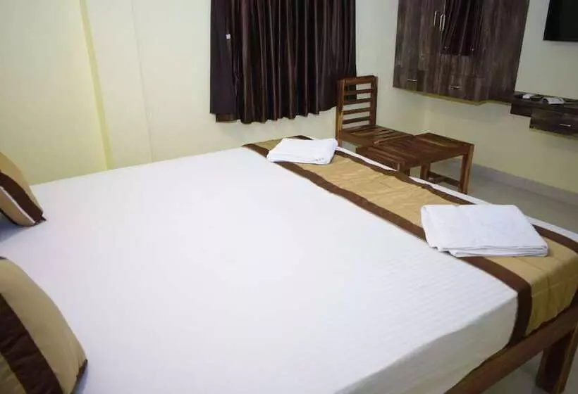 Hotelli Rani And Rani Residency