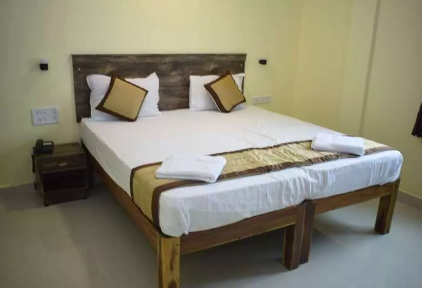 Hotelli Rani And Rani Residency