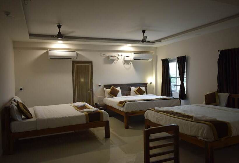 Hotel Rani And Rani Residency