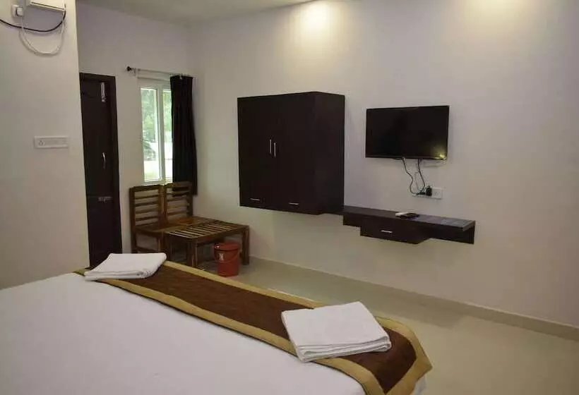 Hotelli Rani And Rani Residency