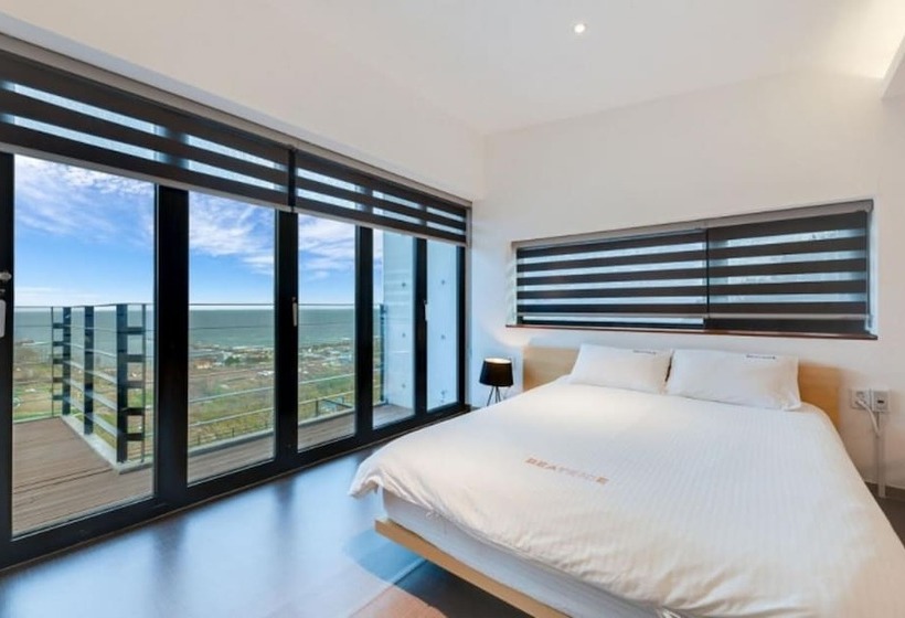 Pensione Uljin Beatrice Pool Villa