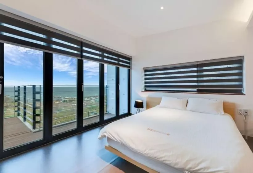 Majatalo Uljin Beatrice Pool Villa