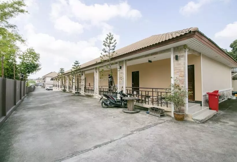 Sunee Place Hotel By Oyo