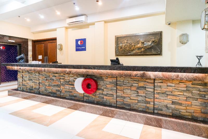 World Palace Hotel By Oyo Rooms