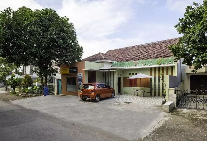 Herberge Spot On 2806 Wisma Syariah