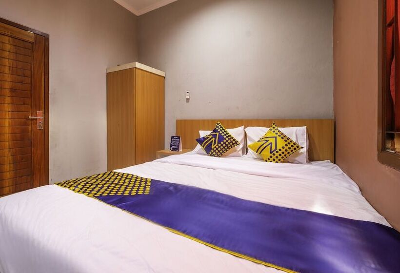 הוסטל Spot On 2806 Wisma Syariah