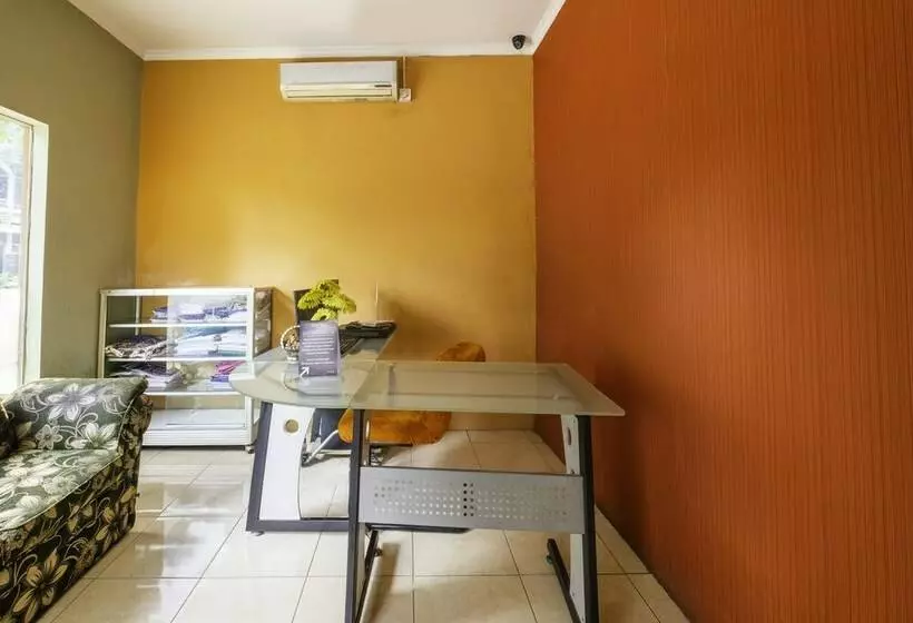 Herberge Spot On 2806 Wisma Syariah