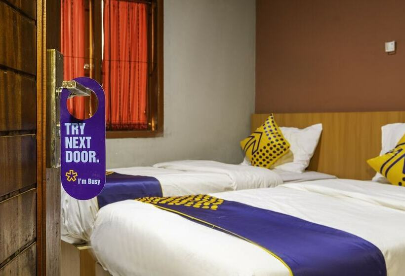 הוסטל Spot On 2806 Wisma Syariah