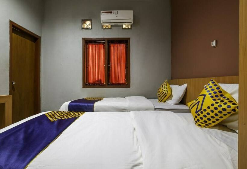 הוסטל Spot On 2806 Wisma Syariah