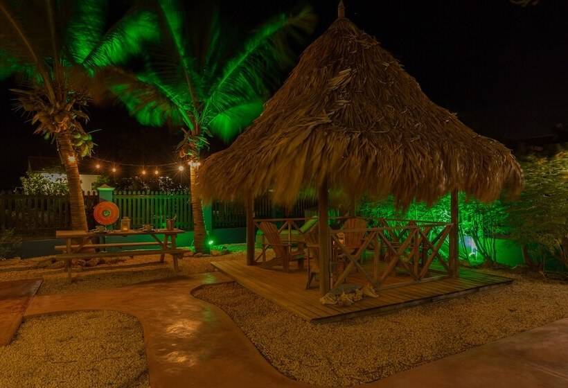 هتل Blachi Koko Apartments Bonaire