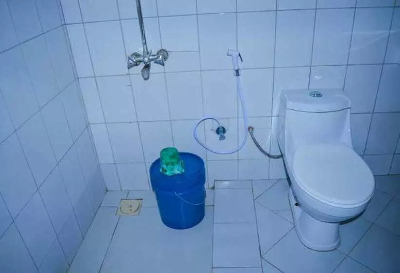 Hotelli Coconut Tree Village Beach Resort