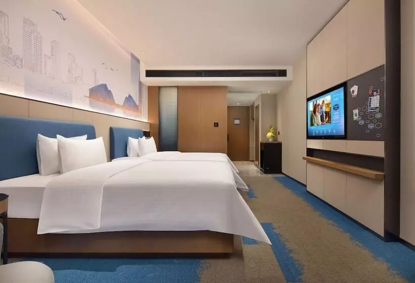 Hotelli Huanpeng By Hilton Shenzhen Baoanairport