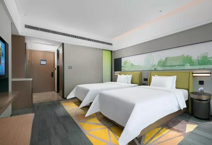 Hotelli Hampton By Hilton Zhongshan Xiaolan