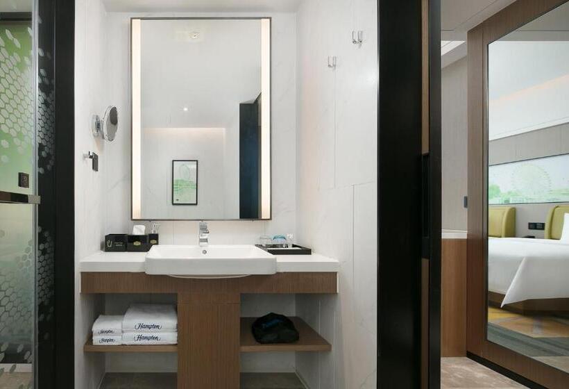 בית מלון כפרי Hampton By Hilton Zhongshan Xiaolan