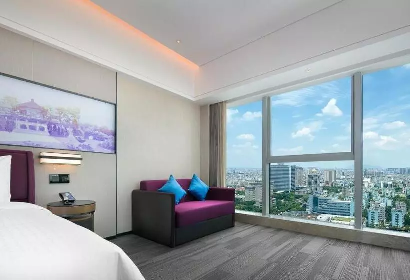 Hotelli Hampton By Hilton Zhongshan Xiaolan