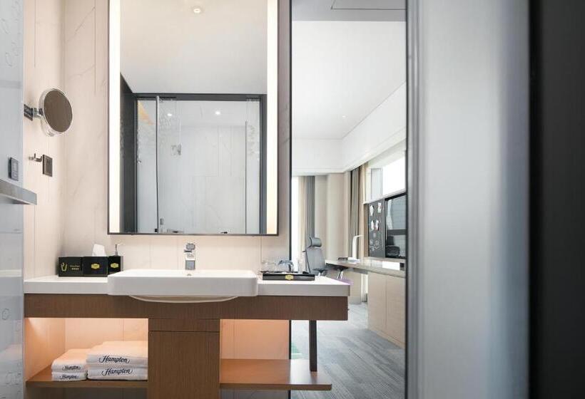 בית מלון כפרי Hampton By Hilton Zhongshan Xiaolan