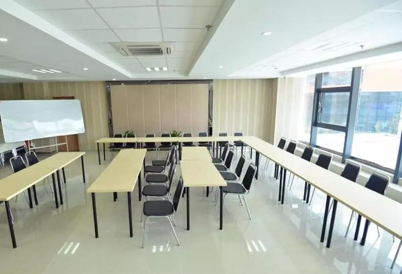 Hanting Hotel Nanjing Xianhemen Zidong Commercial Street