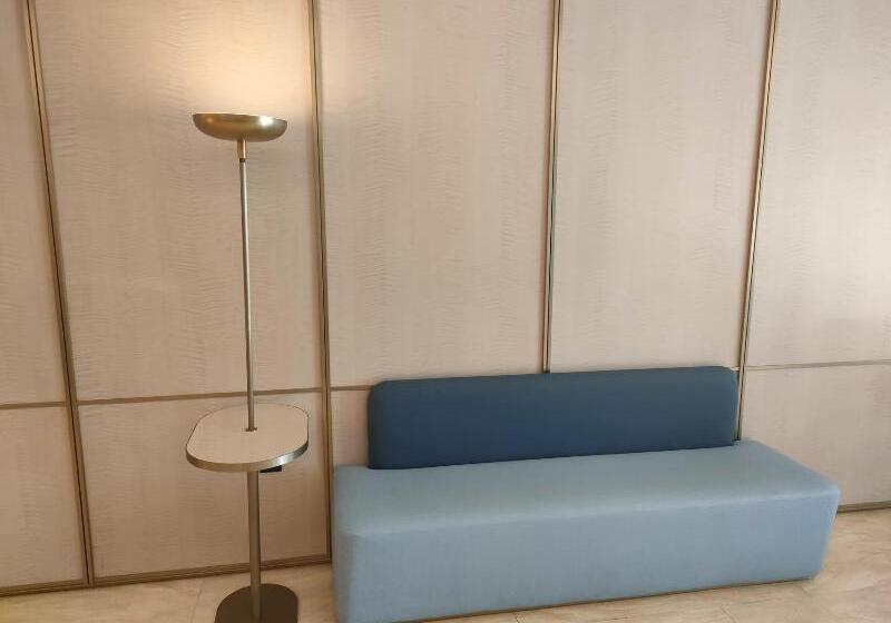 Hanting Hotel Beijing Shijingshan Wanda Lugu Street