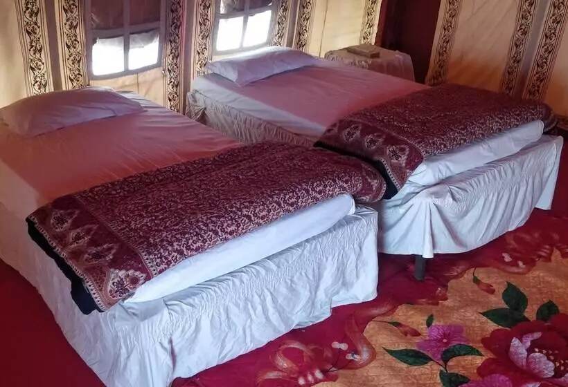 Hotelli Kumbh Mela Vedic Tents