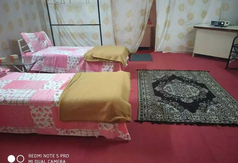 Hotelli Kumbh Mela Vedic Tents