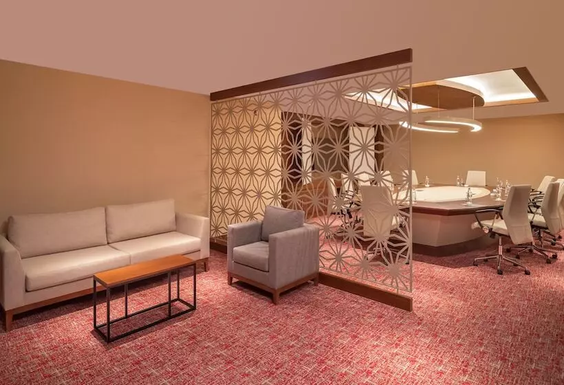 Mövenpick Hotel Istanbul Asia Airport