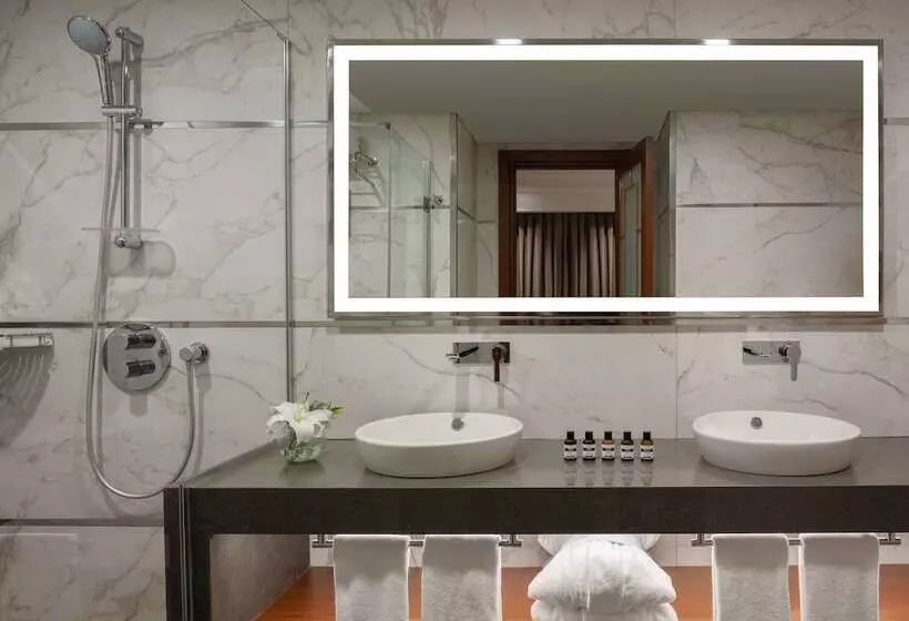 Mövenpick Hotel Istanbul Asia Airport