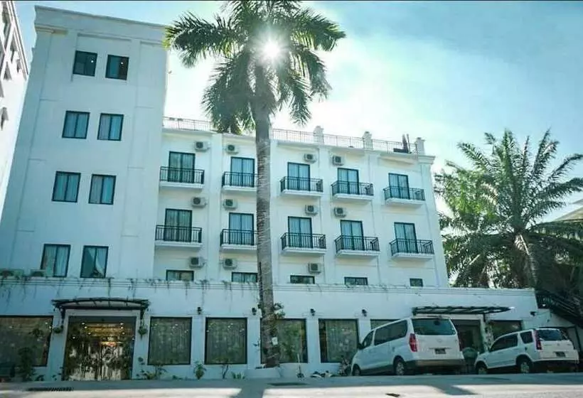 هتل Sen Yangon Lakeview