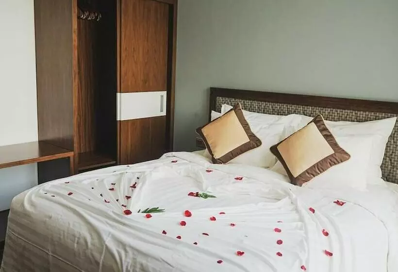 هتل Sen Yangon Lakeview