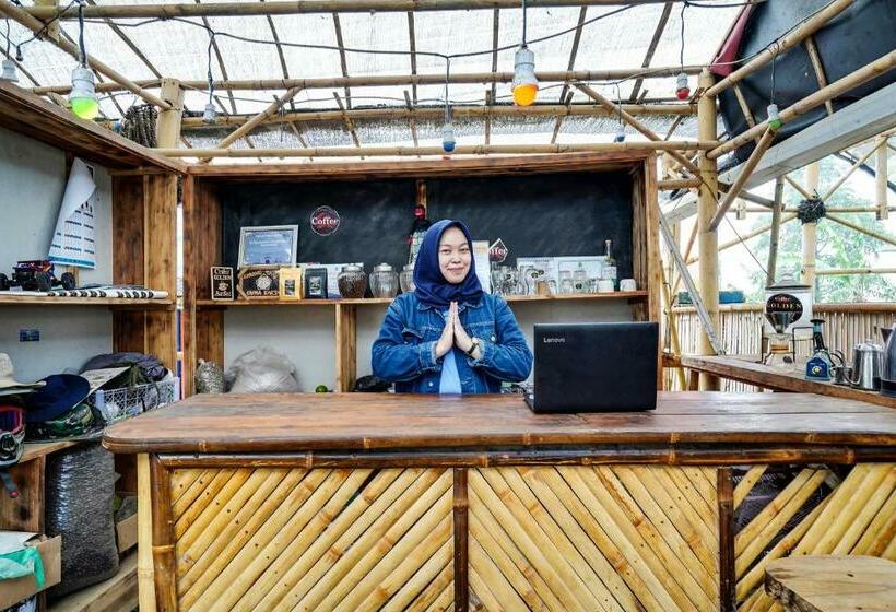 فندق Spot On 90914 Eco Tourism Desa Cipada Bukit Senyum Homestay