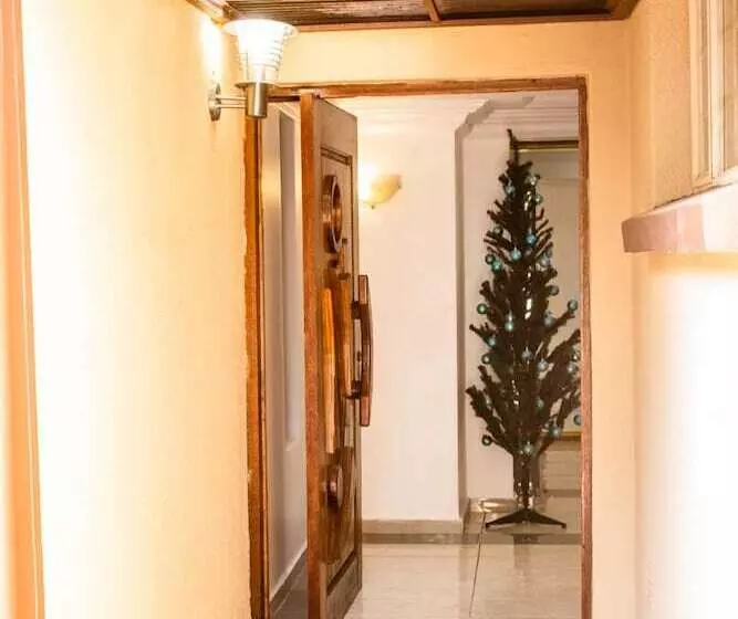 پانسیون Erima Lodge