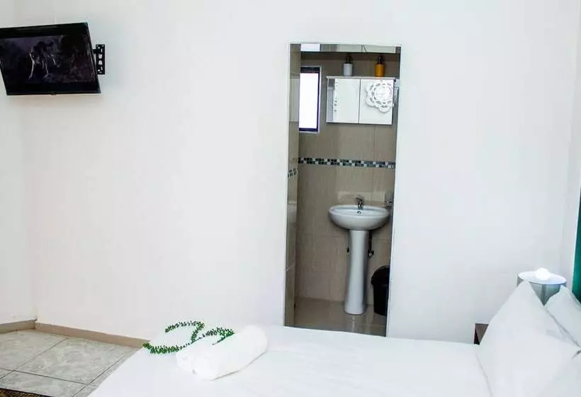 پانسیون Erima Lodge