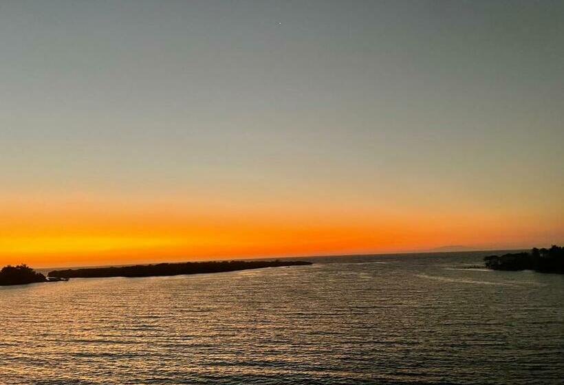 پانسیون La’la Villas