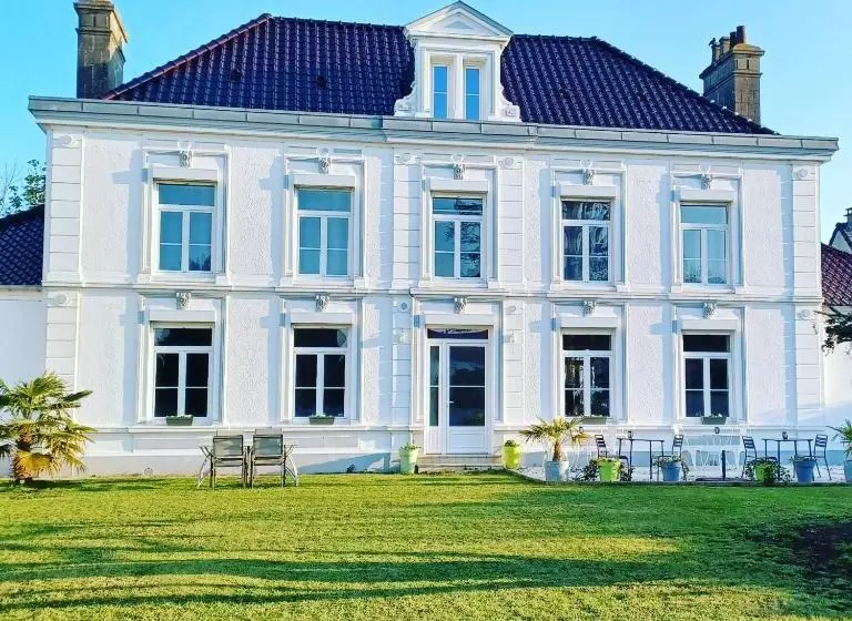 Aamiaismajoitus (B&B) La Carte Postale