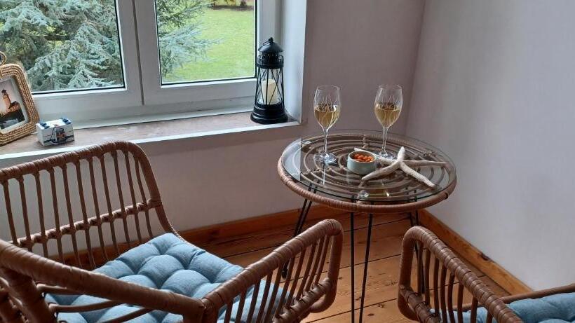 تختخواب و صبحانه La Carte Postale