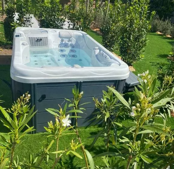 ベッドアンドブレックファースト Villa Bibi Cheri Elégante Suite De 35 M2