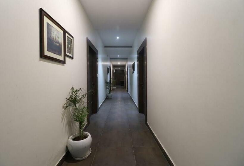 酒店 Capital O 86194 Parichay