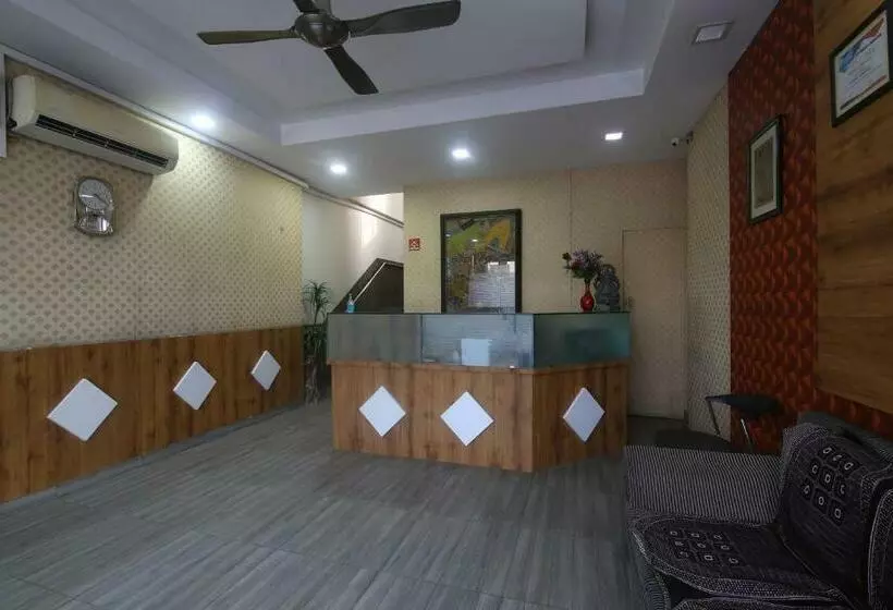 Hotelli Capital O 86194  Parichay
