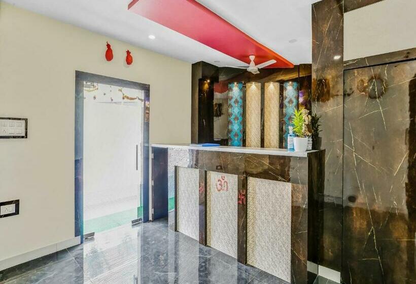 בית מלון כפרי Fabexpress Geeta Palace