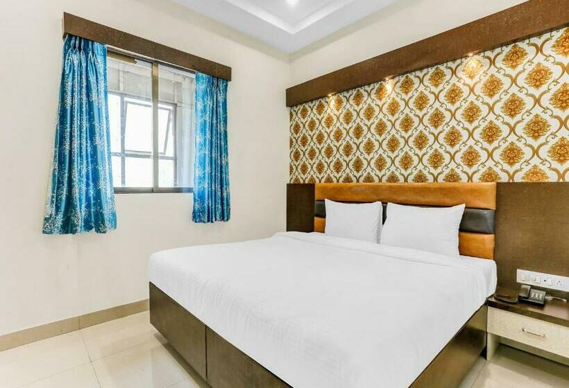 בית מלון כפרי Fabexpress Geeta Palace