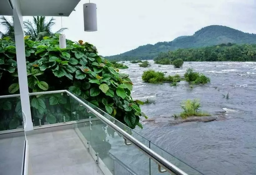 Hotel River S Edge