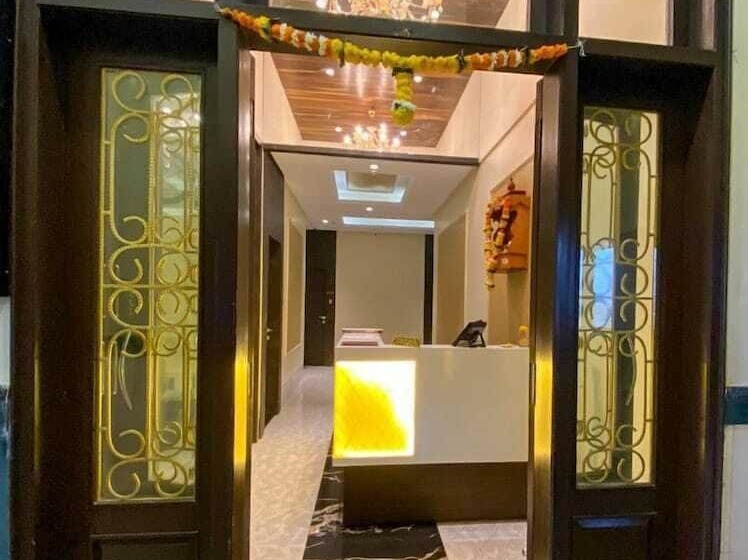 Отель Shubham Inn